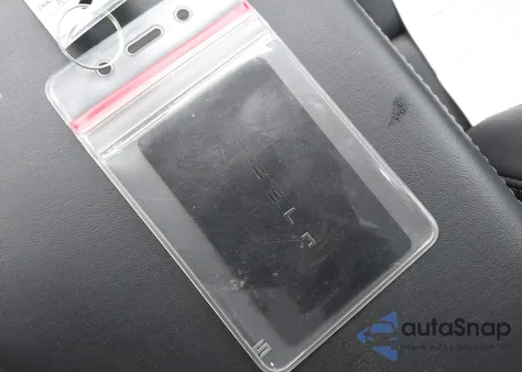 2018 Tesla Model 3 Long Range/Mid Range z USA, uszkodzony, nr VIN 5YJ3E1EA0JF154555